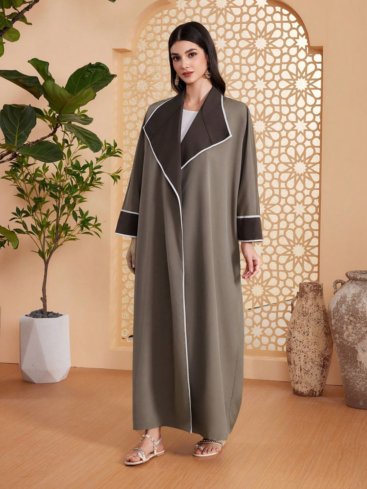 Najma Women Simple Contrast Trim Waterfall Collar Long Abaya Brown